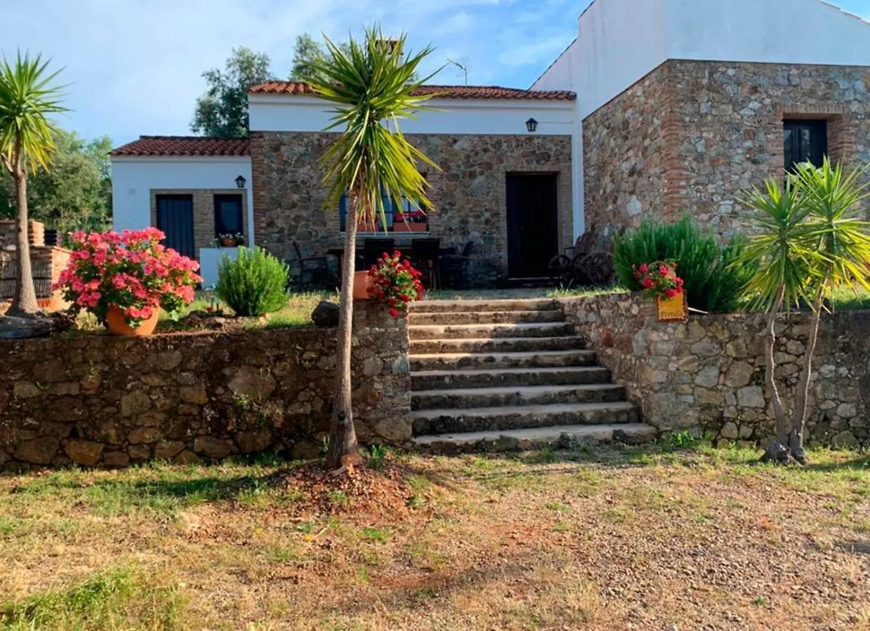 Сasa de vacaciones Finca La Portilla Aroche